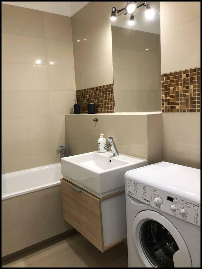 מידזיזדרויה Family Apartment Golden Tulip מראה חיצוני תמונה